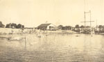 Link to Image Titled: Bath house at Sandy Beach 